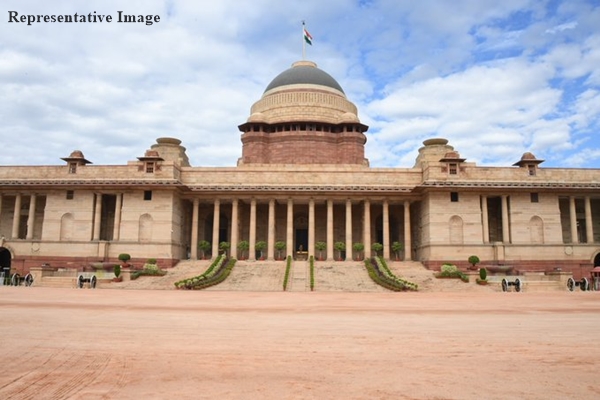 Change of Guard Ceremony at Rashtrapati Bhavan Cancelled Tomorrow Due to National Mourning