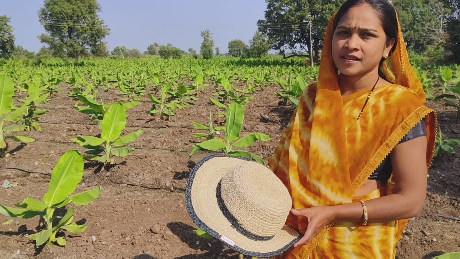मध्य प्रदेश में खेतों से निकलने वाले कचरे से बनाए जा रहे तरह-तरह के उत्पाद