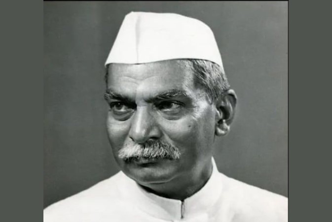 President & PM pay tribute to country’s first President Dr. Rajendra Prasad on his birth anniversary