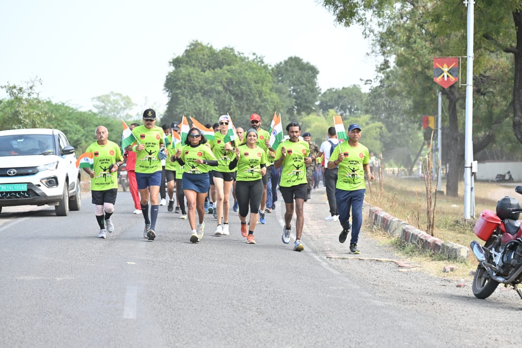 भारतीय लष्कराच्या दक्षिण कमान मुख्यालयाने आयोजित विजय दिवस अल्ट्रा मॅरेथॉन