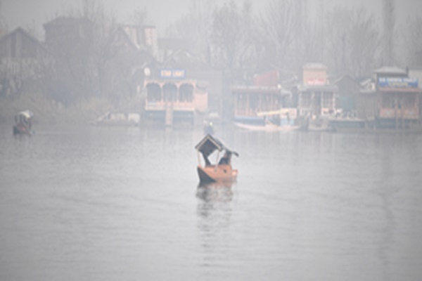 Chillai Kalan begins in J&K: Intense dry, bone-chilling temperatures grip Kashmir valley