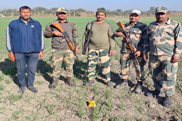 BSF seizes over 5 kg heroin, drone along Pakistan border; 3 smugglers arrested