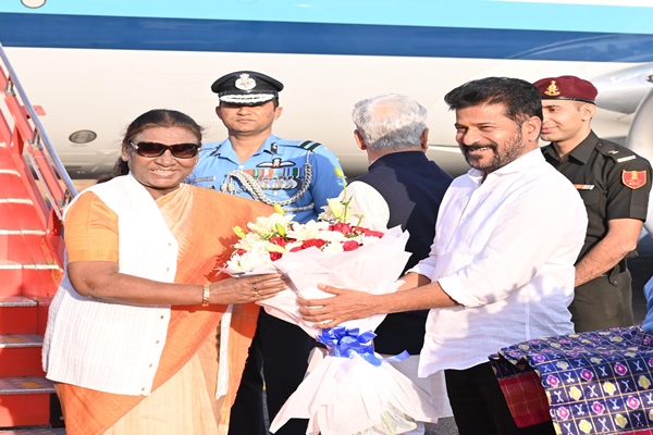 President Droupadi Murmu reaches Hyderabad for southern sojourn