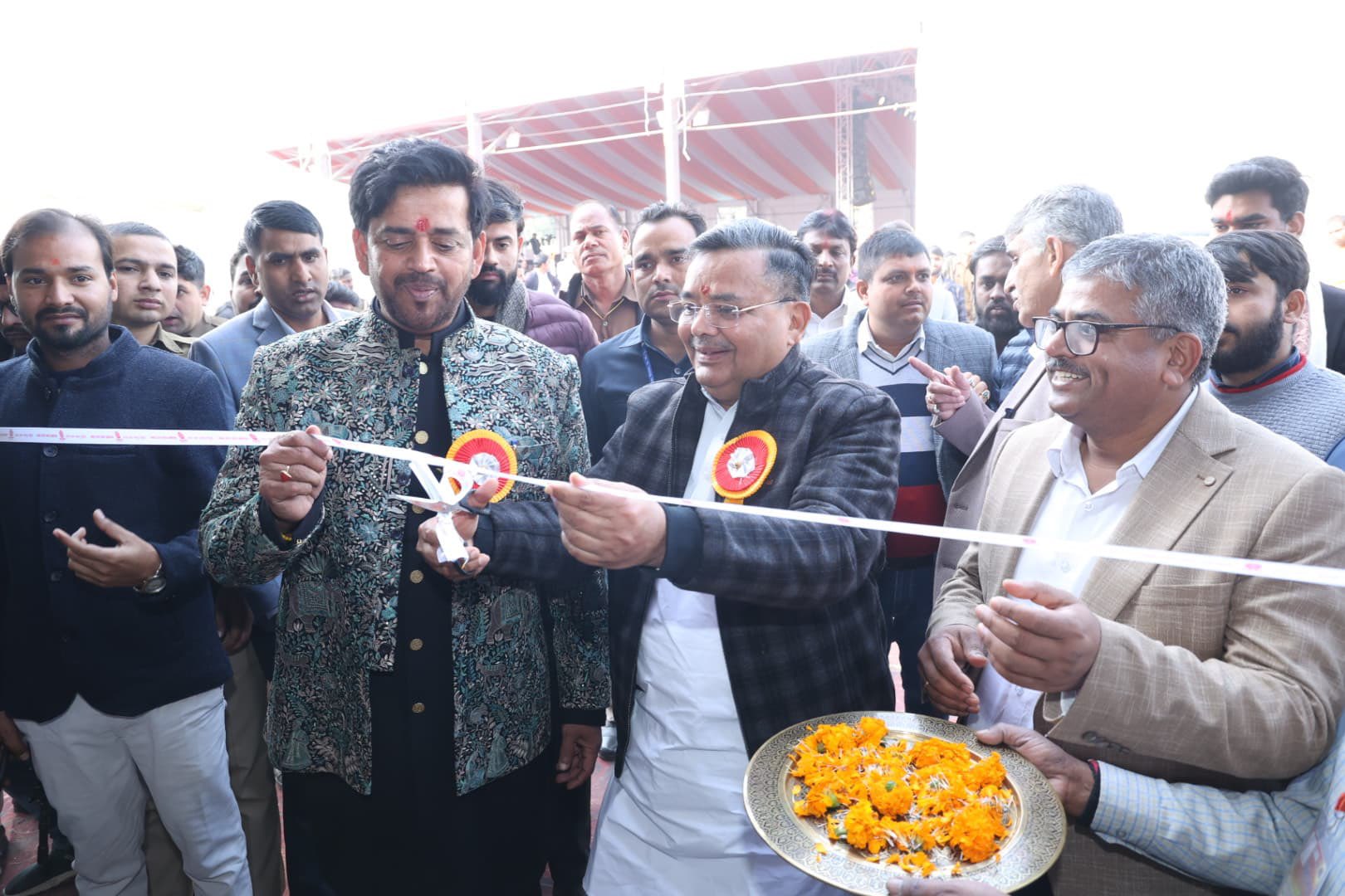 तीन दिवसीय गोरखपुर महोत्सव रामगढ़ ताल स्थित चंपादेवी पार्क में हुआ शुरू