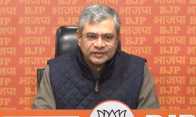 राष्ट्रीय-राजधानी में बड़े पैमाने पर रेलवे पुनर्विकास के कार्य जारीः अश्विनी वैष्णव