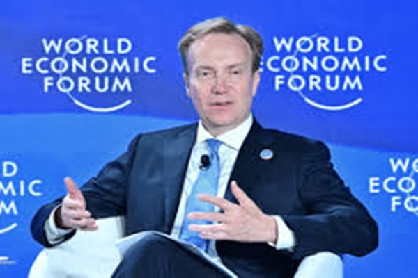 عالمی اقتصادی فورم کی سالانہ میٹنگ سوئٹزر لینڈ کے شہر Davos میں شروع ہوئی۔ WEF کے صدر Borge Brende نے بھارت کیلئے 7 سے 8 فیصد کی GDP کی شرح ترقی کی پیشگوئی کی ہے