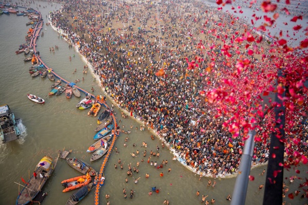 Over 1.5 cr devotees take dip on first day of Mahakumbh: seven-tier security plan in place for this 45 day grand event