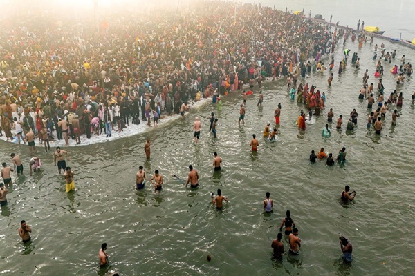 Mahakumbh becomes global;  21 members from 10 countries will take dip at Sangam