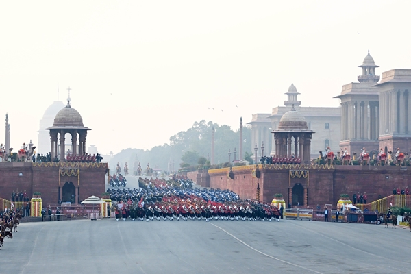 President Murmu lauds bands performance at Beating Retreat ceremony