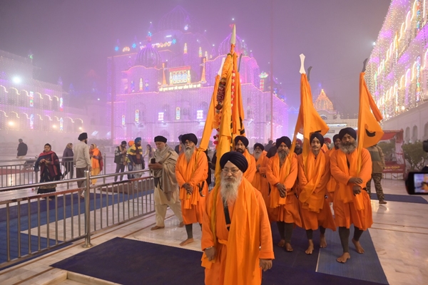 बिहारमध्ये गुरु गोविंद सिंगजी यांच्या ३५८व्या जयंतीनिमित्त तीन दिवसीय प्रकाश उत्सव