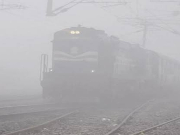 Dense Fog Disrupts Delhi Trains, 25 Delayed by Up to 6 Hours