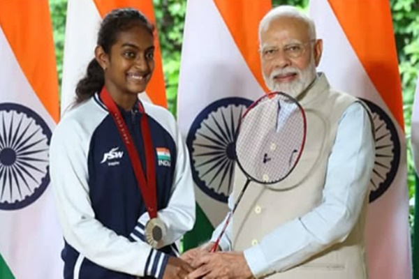 Paris Paralympics Silver Medalist Thulasi Murugesan honoured with Arjuna Award