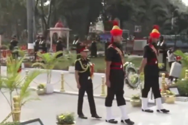 Grand parade organised on 77th Army Day with great enthusiasm