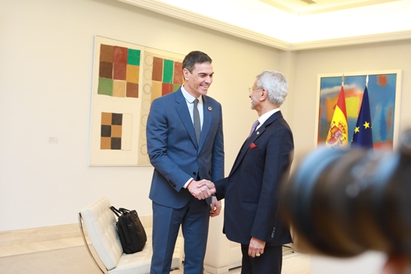 EAM Jaishankar calls on Spanish President