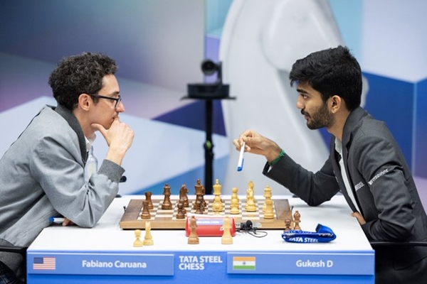टाटा स्टील शतरंज टूर्नामेंट में भारत के गुकेश डोमाराजू और फैबियानो कारूआना के बीच तीसरे राउंड का मैच ड्रॉ