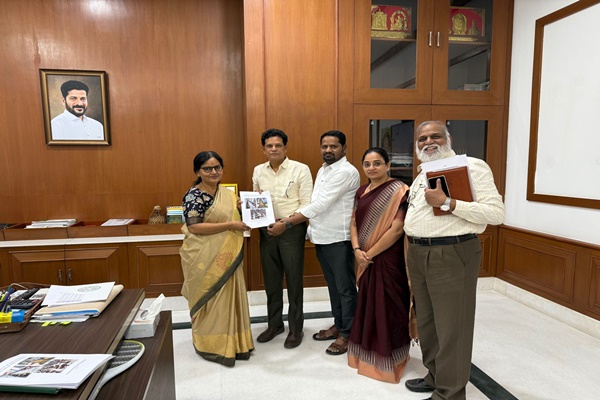 Telangana Education Commission submits report on Midday Meal Scheme