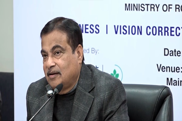 Union Minister Nitin Gadkari urges need to reduce logistic costs to boost exports