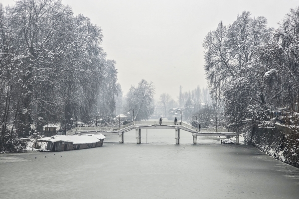 Jammu and Kashmir likely to experience widespread light rain and snow starting tomorrow