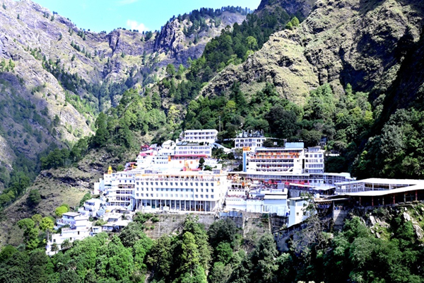 J&K: SMVDSB Introduces Hawan Pooja & Special Helicopter Quota for Senior Citizens and Disabled Pilgrims