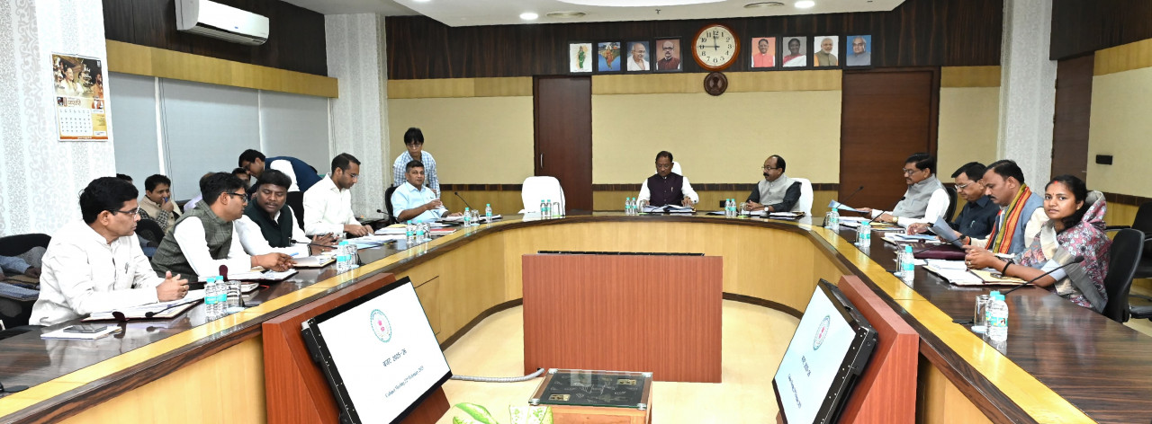 छत्तीसगढ़ मंत्रिमंडल ने आज प्रदेश के किसानों को अच्छी गुणवत्ता वाले बीजों की उपलब्धता सुनिश्चित करने के लिए महत्वपूर्ण निर्णय लिया