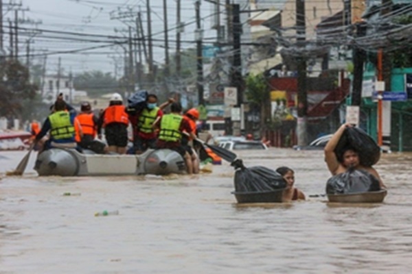 Flash Floods in Philippines’ Palawan Claim 5 Lives, Thousands Evacuated