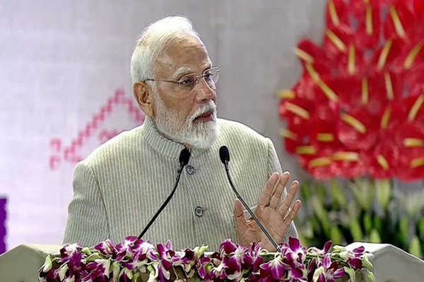 India Aims to Triple Textile Exports to ₹9 Lakh Crore by 2030: PM Modi