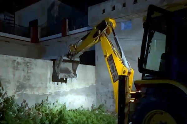 Punjab Police bulldozes drug mafia’s house in Ludhiana