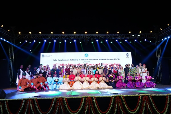 International dancers display spirit of Vasudhaiva Kutumbakam