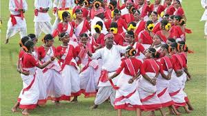 আজিৰে পৰা সৰুসজাইত কেন্দ্ৰীয়ভাৱে আখৰা ঝুমইৰ বিনন্দিনীৰ