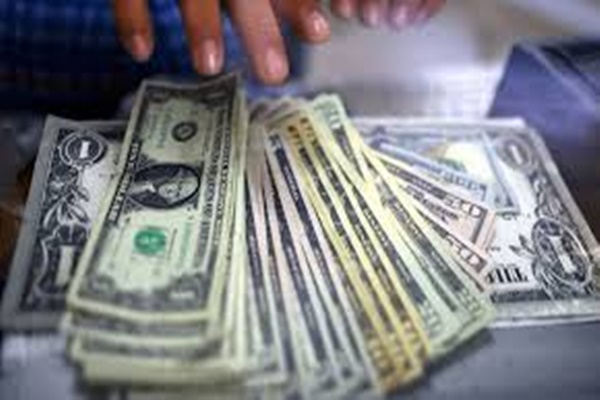 Rupee remains unchanged against US dollar