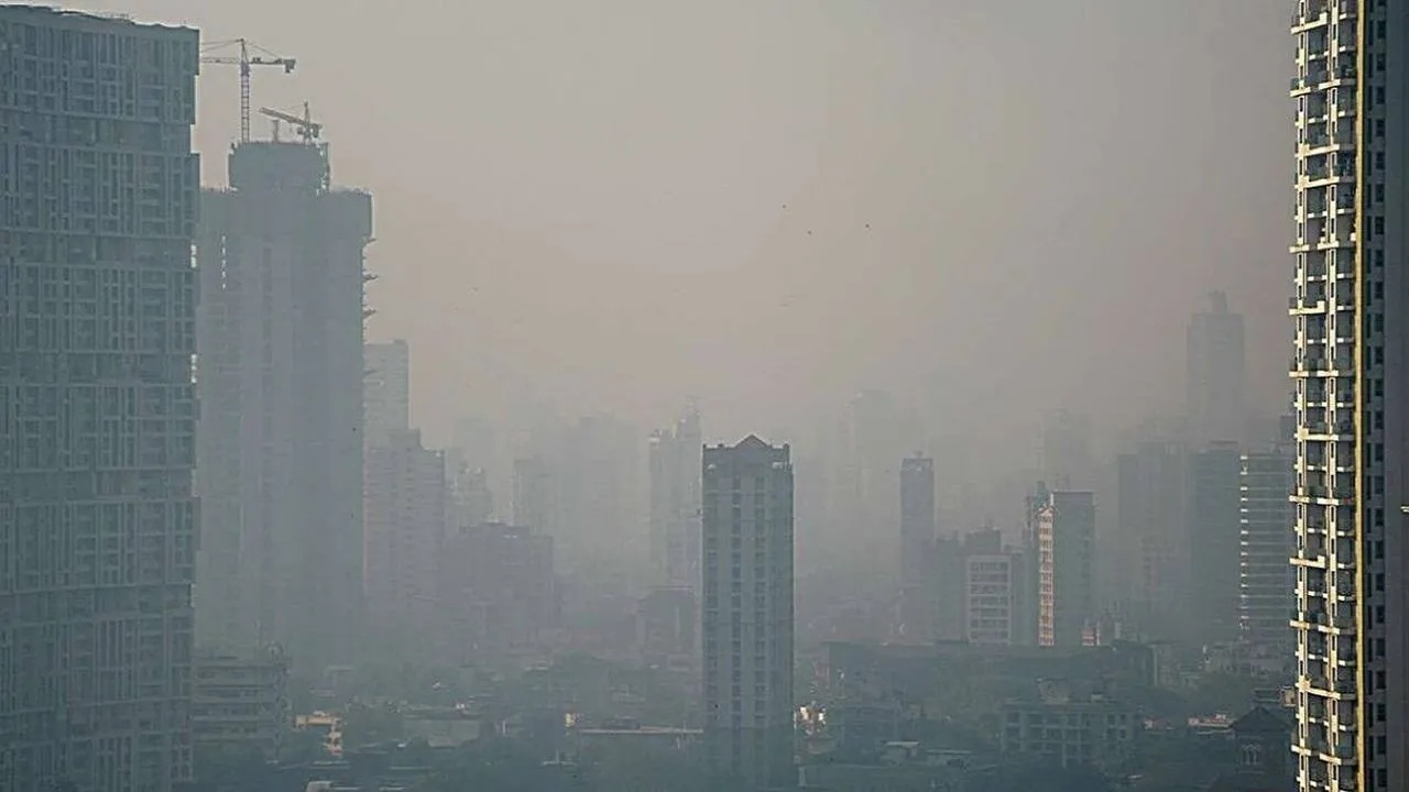 गेल्या चोवीस तासात मध्य महाराष्ट्र आणि विदर्भात काही ठिकाणी किमान तापमानात लक्षणीय वाढ