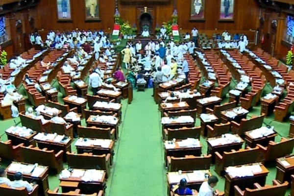 Karnataka Passes Bill Granting 4% Reservation to Muslims in Public Contracts; BJP Protests