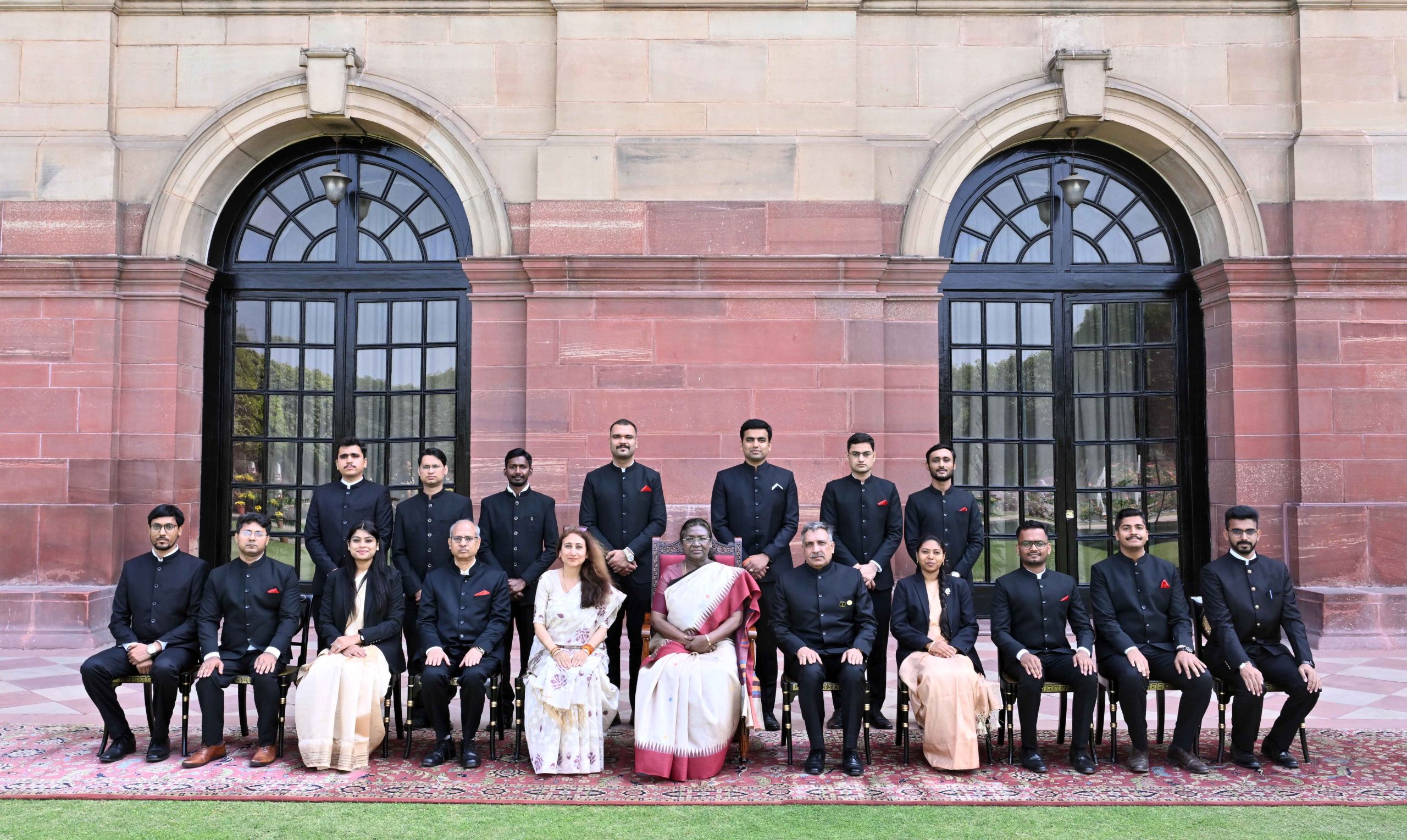 President Droupadi Murmu interacts with officer trainees of Indian Naval Material Management Service and Indian Naval Armament Service