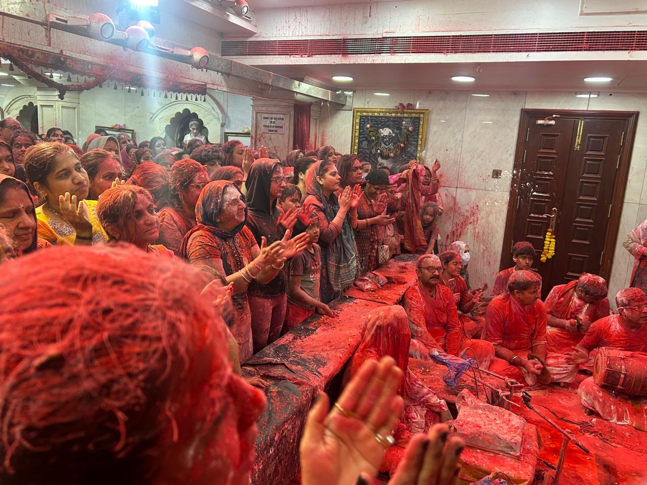 Indian community celebrates Holi at Shrinathji Temple in Bur Dubai