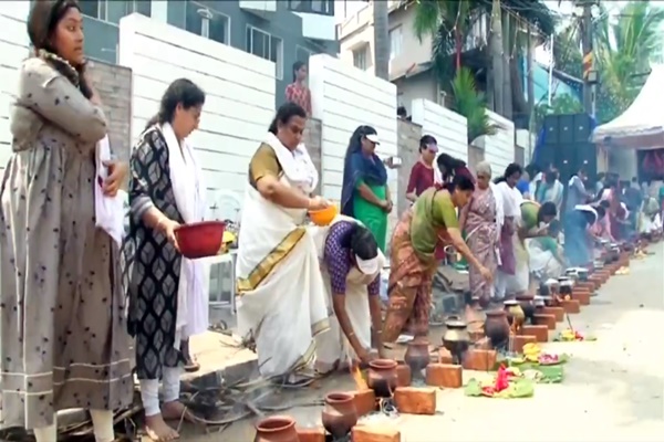 Kerala witnesses one of world’s largest women gatherings for Attukal Pongala