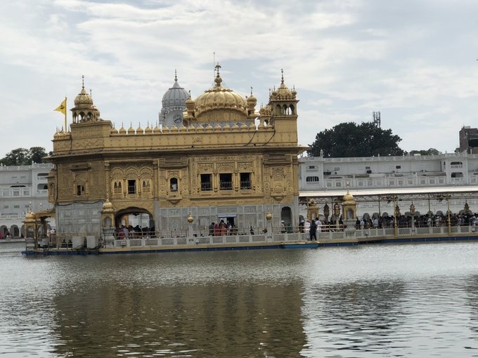 Man armed with iron rod attacks devotees at Golden Temple; four injured