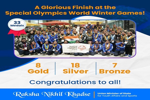 Union Minister Raksha Khadse Welcomes Indian Contingent of Special Olympics World Winter Games