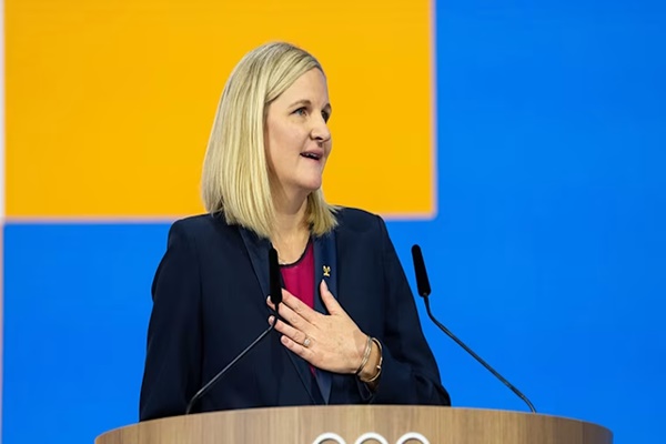 Kirsty Coventry becomes 1st female president of IOC