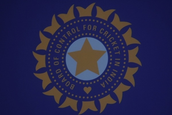 BCCI allows use of saliva to shine ball in IPL 2025