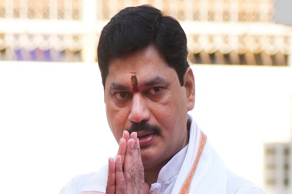 महाराष्ट्र के राज्यपाल सी. पी. राधाकृष्णन ने धनंजय मुंडे का इस्तीफा स्वीकार किया