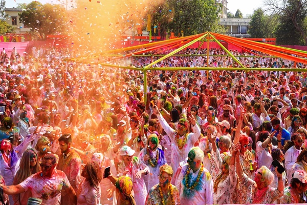 Holi – The Festival of colors celebrated across the country with great enthusiasm