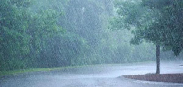 Intermittent Rain Hits Uttarakhand, Heavy Downpour in Barkot; Char Dham Yatra Continues Unhindered