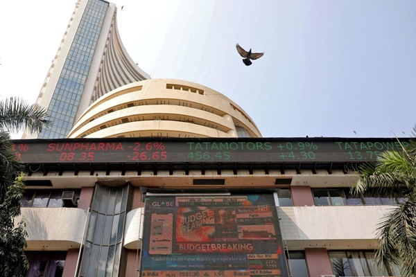 Domestic markets end in positive territory for second straight session