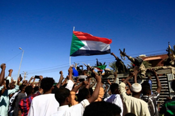 Sudanese Army Recaptures Presidential Palace in Major Victory Over RSF