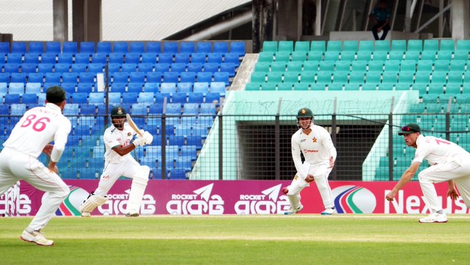বাংলাদেশ ও জিম্বাবোয়ের মধ্যে দুই ম্যাচের টেস্ট ক্রিকেট সিরিজ ১-১ এ শেষ হয়েছে।