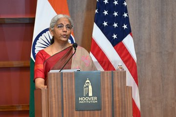 भारतात तांत्रिक सहकार्य क्षेत्रात गुंतवणूक करण्याचं केंद्रीय अर्थमंत्र्यांचं आवाहन