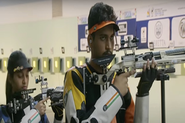 શૂટિંગમાં, પેરુના લિમા ખાતે ISSF વર્લ્ડ કપમાં ભારતની 10 મીટર એર રાઇફલ મિશ્ર ટીમની જોડી રુદ્રાંક્ષ પાટિલ અને આર્ય બોર્સેએ રજત ચંદ્રક મેળવ્યો