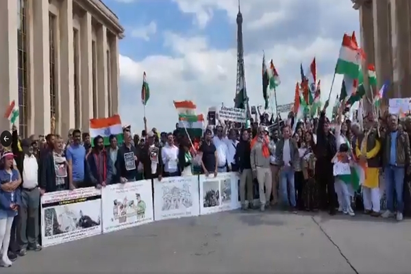 पहलगाम आतंकी हमले में हिंदू पर्यटकों को निशाना बनाये जाने के खिलाफ दुनियाभर में भारतवंशियों ने किया विरोध प्रर्दशन