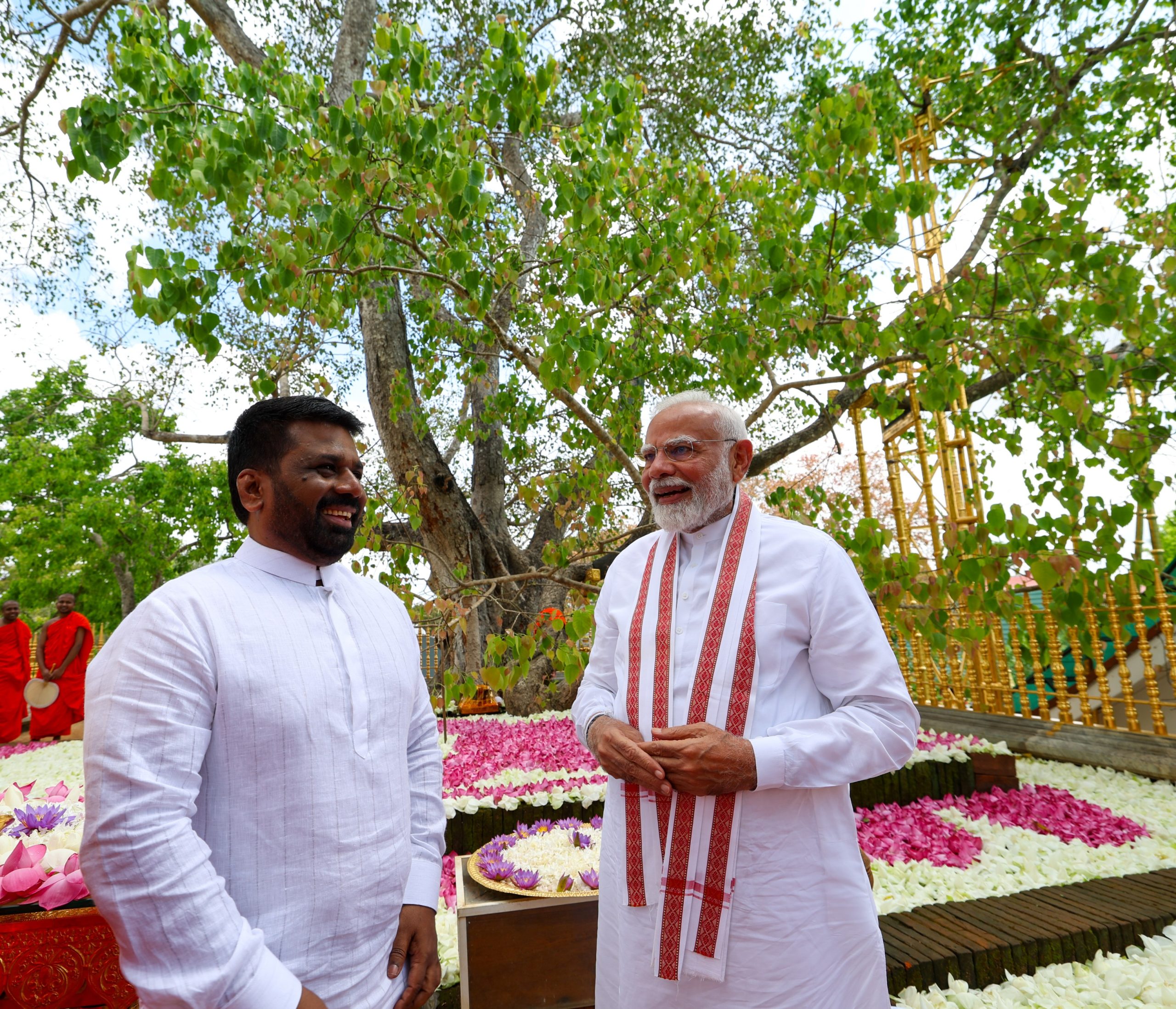 प्रधानमंत्री नरेन्‍द्र मोदी की तीन दिवसीय श्रीलंका यात्रा आज संपन्‍न हुई