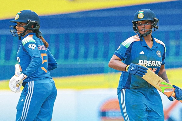 Women Cricket: India reach Tri-Nation series final  defeating SA